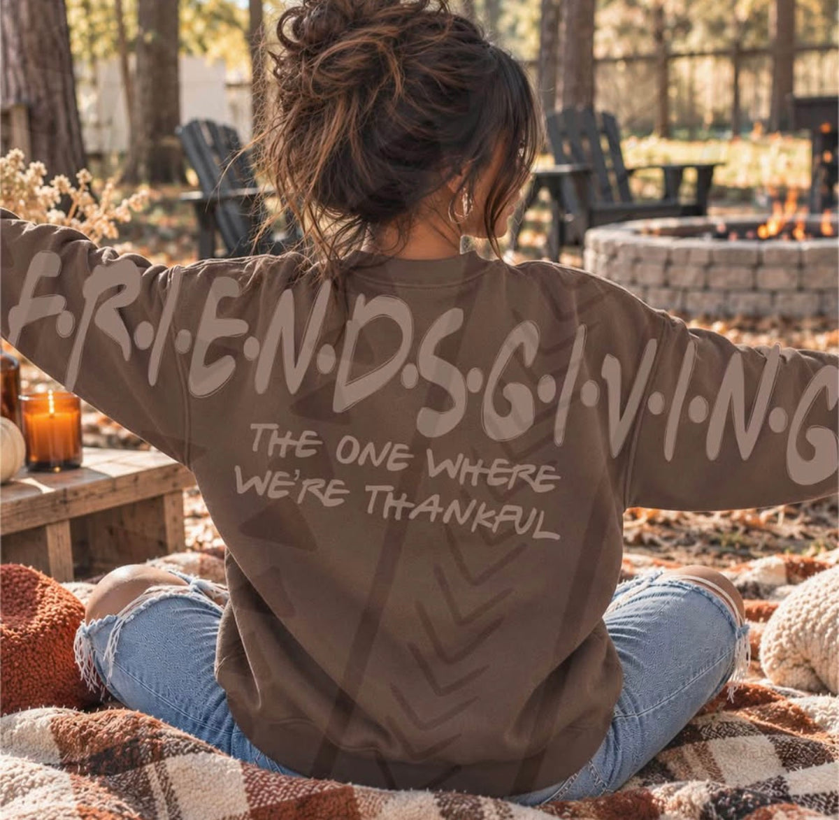 Friendsgiving - Monotone