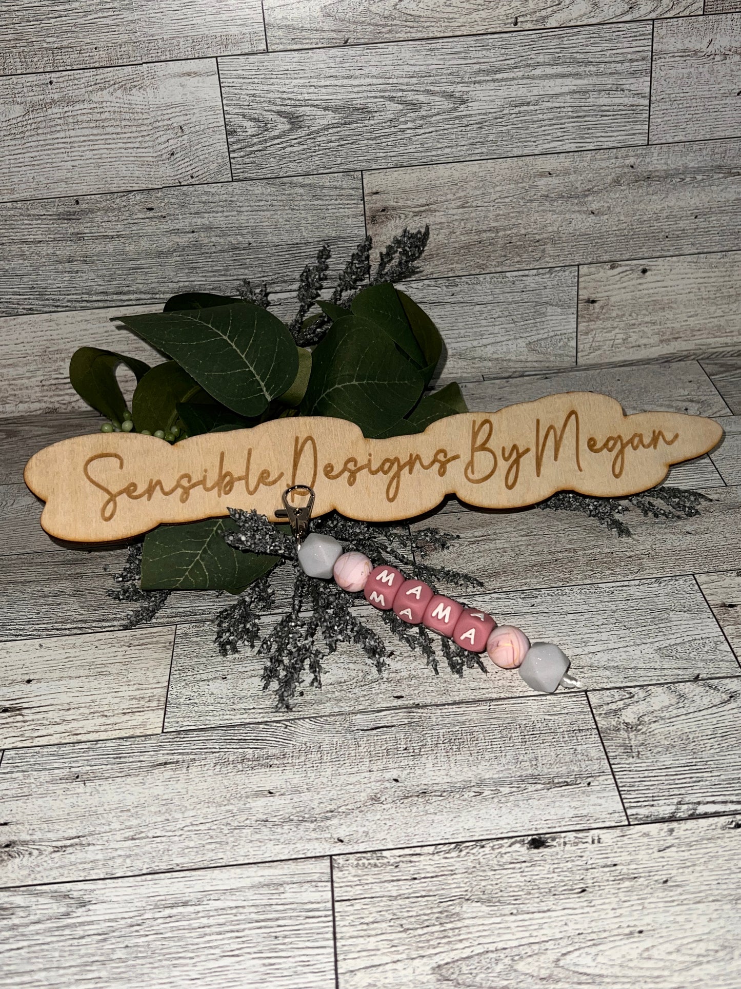 Mama Keychain